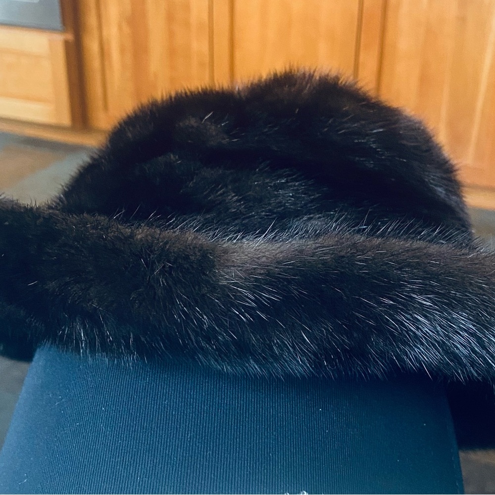 Vincent & Bill New York Elegant dark Brown REAL MINK Hat - Vintage